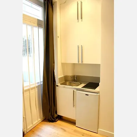 Rue D'argenteuil Vii - Palais Royal *